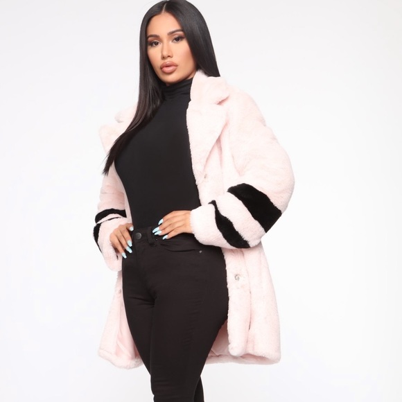 Faux Fux Coat - Picture 2 of 4